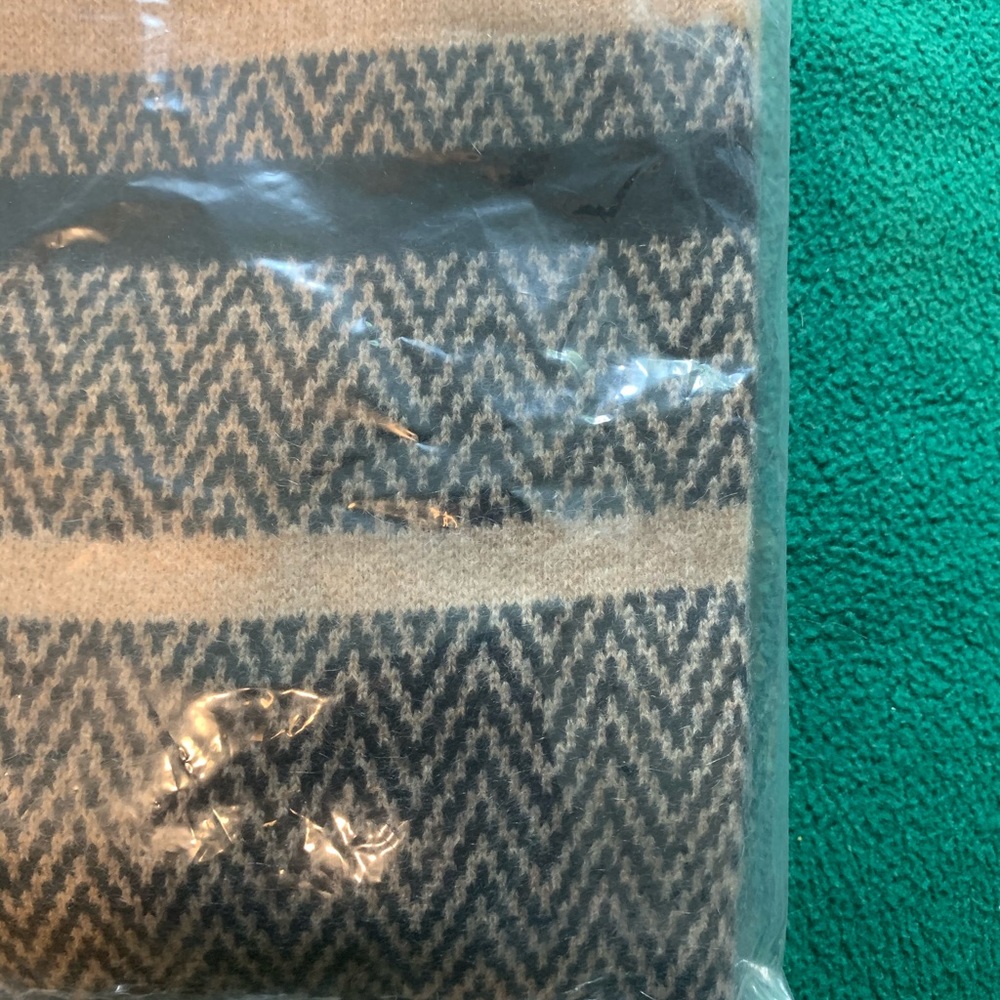Cashmere Charter Club Poncho Rosewood Garden